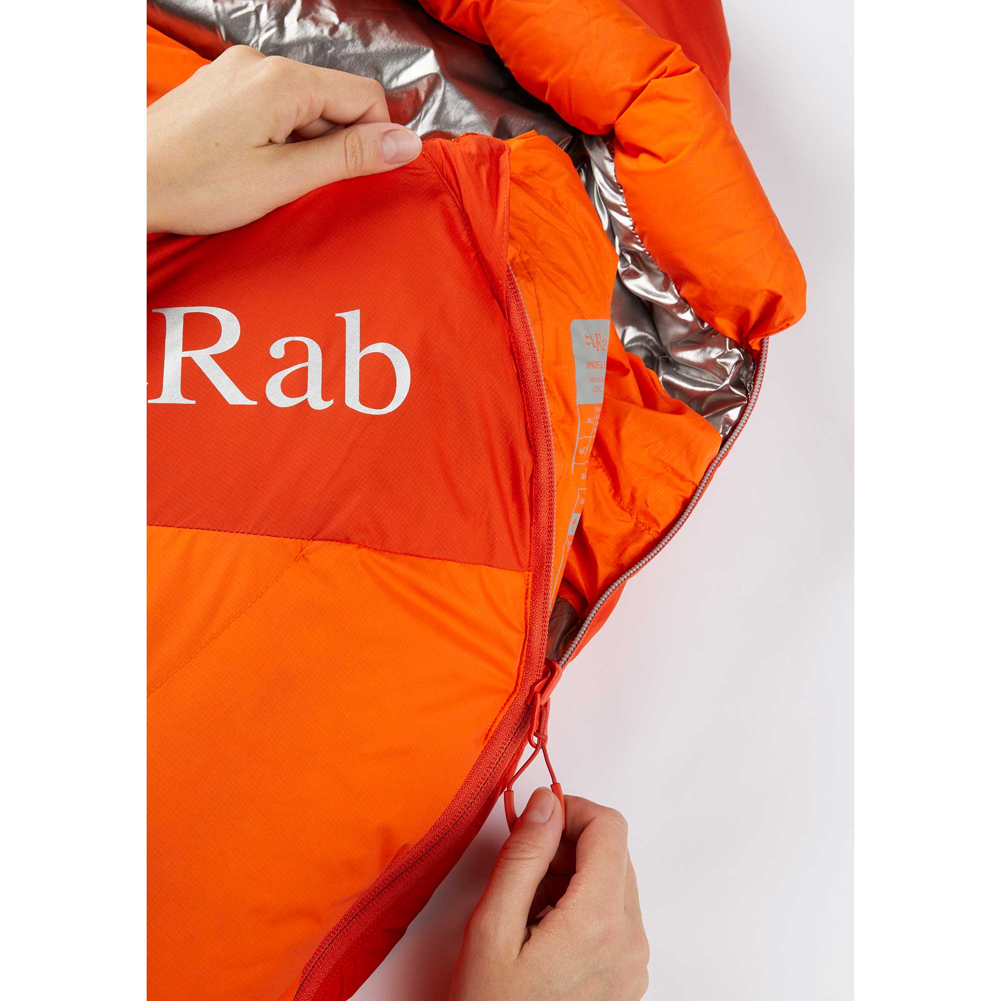 Rab Neutrino Endurance ダウン600g 800fil-