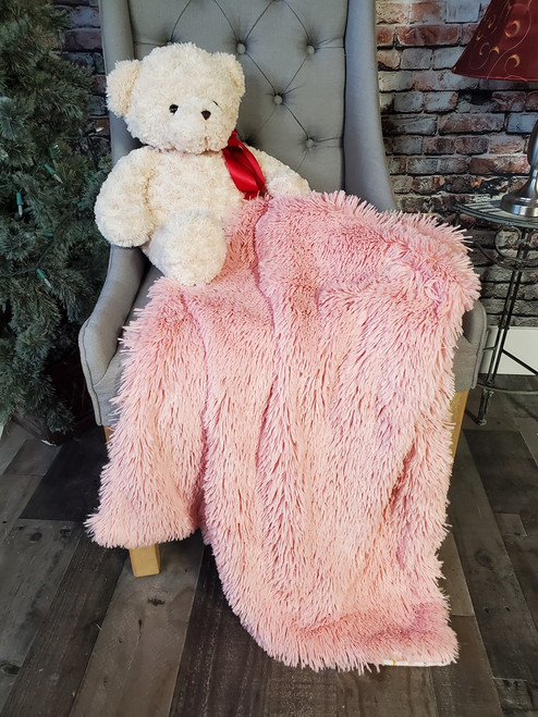 A 30"x45" Medium SHAG Pink Grapefruit Blanket. *DEAL