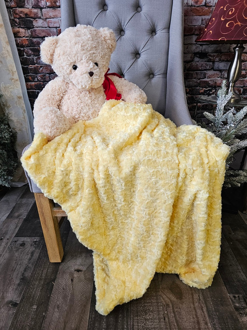 A Banana Yellow 30"x42" ROSES Kids Blanket. *DEAL