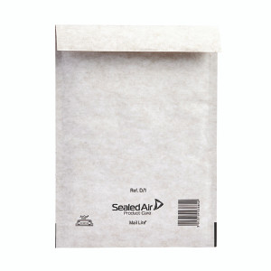 MQ02004 Mail Lite Bubble Lined Postal Bag Size D 1 180x260mm White Pack 100 MLW D 1