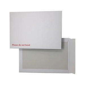 5 Star C4 Board Backed Pocket Envelope Peel and Seal 120gsm White (Pack of 125) 943335