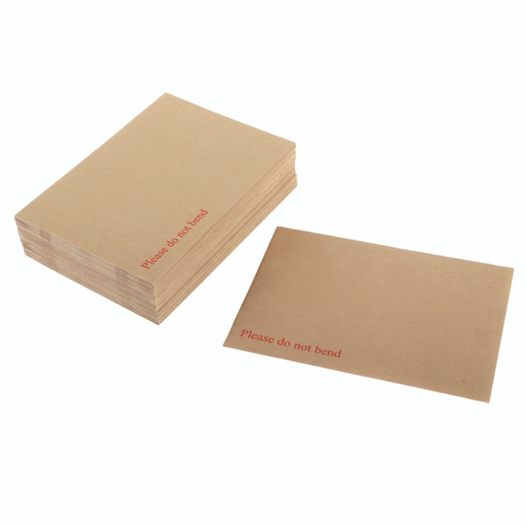 KF3518 Q-Connect Envelope 238x163mm Board Back Peel Seal 115gsm Manilla Pack 125 KF3518