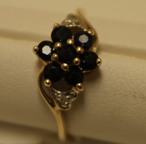Natural Sapphire Flower Ring