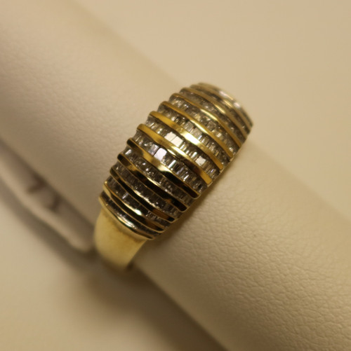1/2cttw Striped Diamond Ring