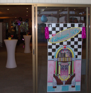 The Fabulous 50's sign and 2 pink streamers 1950s Jukebox plastic sign – 75cms x 1500cms The Fabulous 50's sign and 2 pink streamers 1950s Jukebox plastic sign – 75cms x 1500cms