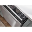 Whirlpool® Lave-vaisselle résistant aux traces de doigts à grande capacité avec 3e panier WDT970SAKZ
