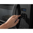 Whirlpool® Four à micro-ondes à hotte intégrée avec commandes tactiles électroniques - 900 watts - 1.7 pi cu YWMH31017HB