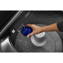 Maytag® Laveuse intelligente à chargement vertical avec bouton Extra Power - 6.0 pi cu MVW7230HC