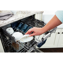 Lave-vaisselle à panier de troisième niveau et filtration à puissance double Maytag® MDB8959SKW