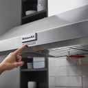 Kitchenaid® Hotte de cuisinière murale de style commercial à classe de moteur de 585 ou 1170 pi cu/min - 36 po KVWC956KSS