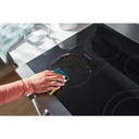 Whirlpool® Cuisinière électrique intelligente de 30 pouces avec technologie de cuisson à air, revêtement WipeClean™, auto-nettoyage/netoyage à la vapeur, préchauffage à grande vitesse et capacité de 5.3 pi cu YWFES7530RB