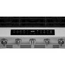 Whirlpool® Cuisinière au gaz intelligente à commandes frontales de 30 pouces avec technologie de cuisson à air, vapeur/auto-nettoyage, préchauffage à grande vitesse et capacité de 5.3 pi cu WSGS7530RZ