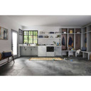 Maytag® Sécheuse au gaz Animal Pet Pro avec option Extra Power et cycle d’assainissement avec Oxi - 7,4 pi cu MGD7205RW