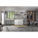 Maytag® Sécheuse électrique avec option Extra Power et cycle d’assainissement avec Oxi et option Animal Pet Pro - 7 pi cu YMED5605RW