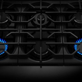 Cuisinière au gaz de style commercial à 6 brûleurs avec mode de friture à air sans préchauffage KitchenAid® de 36 po KFGS936SBE
