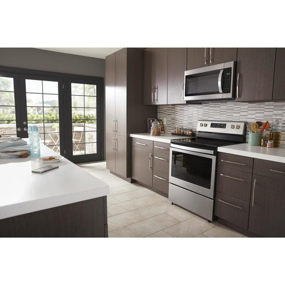Whirlpool® Four à micro-ondes à hotte intégrée avec commandes tactiles électroniques - 900 watts - 1.7 pi cu YWMH31017HS