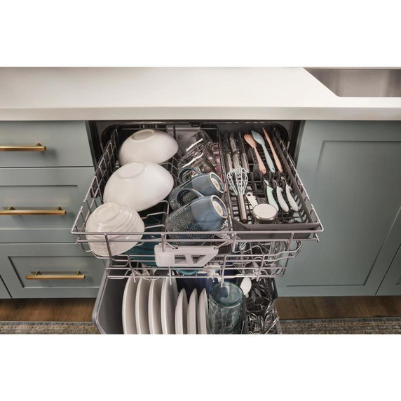 Whirlpool® Lave-vaisselle résistant aux traces de doigts à grande capacité avec 3e panier WDT970SAKZ