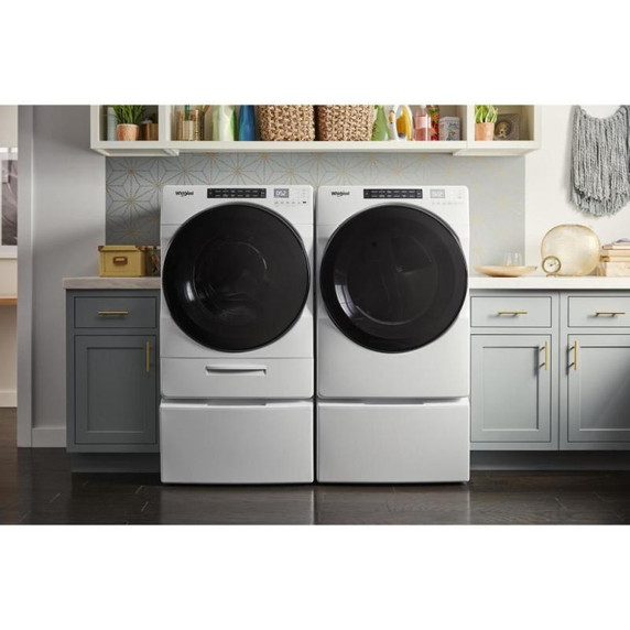 Whirlpool® Piédestal avec rangement pour laveuse et sécheuse à chargement frontal, 15.5 po (39,4 cm) WFP2715HW
