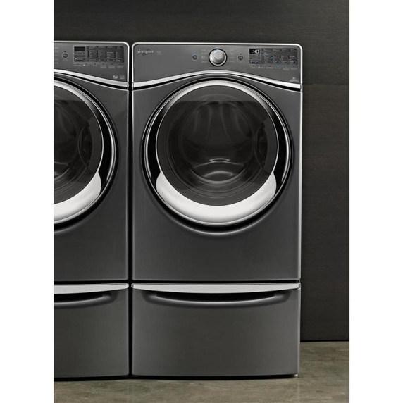 Maytag® Piédestal avec poignée chromée et tiroir de rangement - 15.5 po (39.37 cm) XHPC155YC