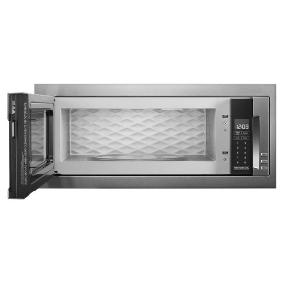 Kitchenaid® Four à micro-ondes à hotte intégrée à profil bas de 900 watts avec trousse de garniture étroite YKMBT5011KS