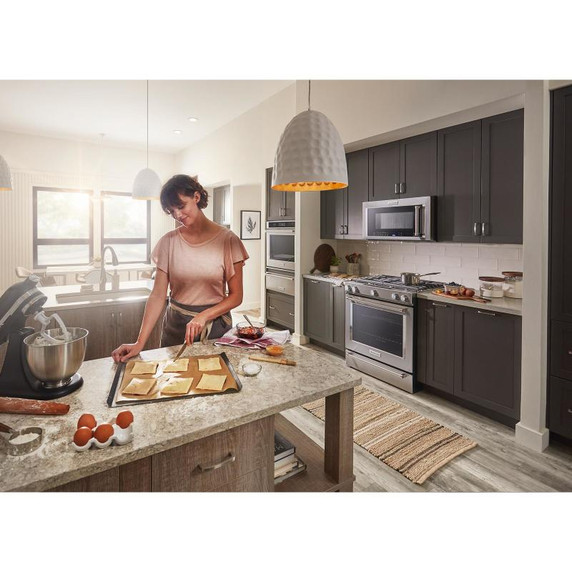 Kitchenaid® Cuisinière au gaz, à convection, commandes frontales, 5 brûleurs, 30 po KSGB900ESS