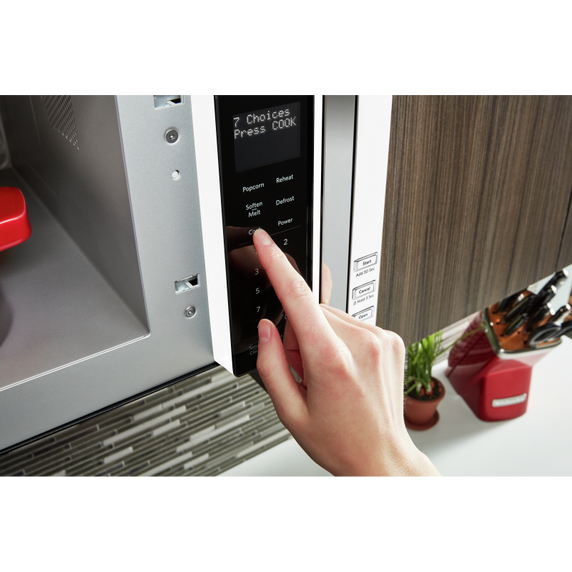 Four à micro-ondes à hotte intégrée et profil bas - 900 watts - 30 po KitchenAid® YKMLS311HWH