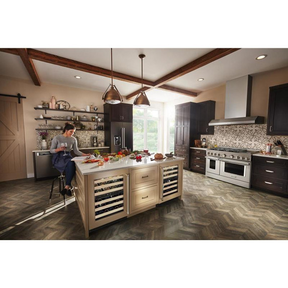 Kitchenaid® Cellier sous le comptoir prêt pour le panneau de recouvrement avec porte-bouteilles à devant en bois - 24 po KUWL214KPA