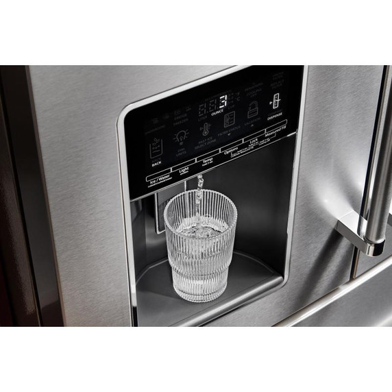 Réfrigérateur à portes françaises multiples KitchenAid® avec intérieur platine KRMF536RPS