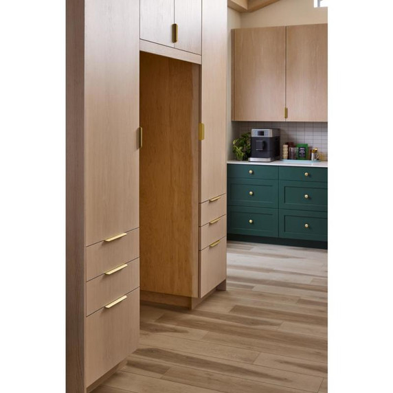 Kitchenaid® Réfrigérateur à 4 portes et profondeur de comptoir avec zone de température flexible et fini PrintShield™ de 36 po et 19.4 pi cu KRQC736RPS