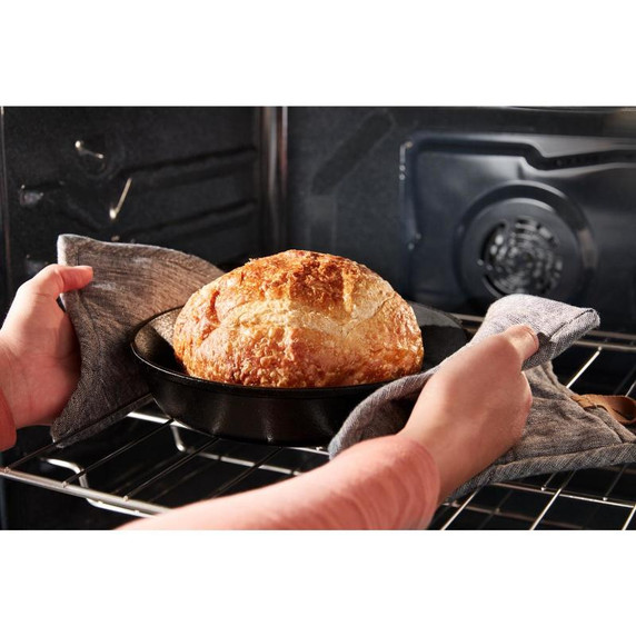 Whirlpool® Cuisinière électrique intelligente de 30 pouces avec technologie de cuisson à air, revêtement WipeClean™, auto-nettoyage/netoyage à la vapeur, préchauffage à grande vitesse et capacité de 5.3 pi cu YWFES7530RZ