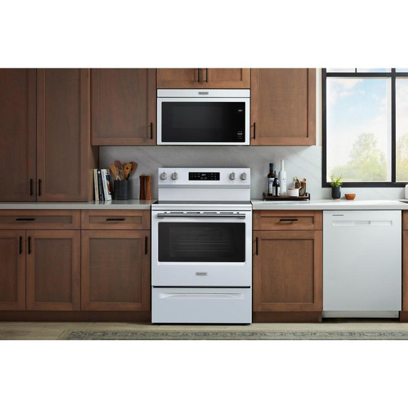 Maytag® Cuisinière électrique à convection avec friture et cuisson à air sans préchauffage - 30 po - 5,3 pi cu YMFES6030RW