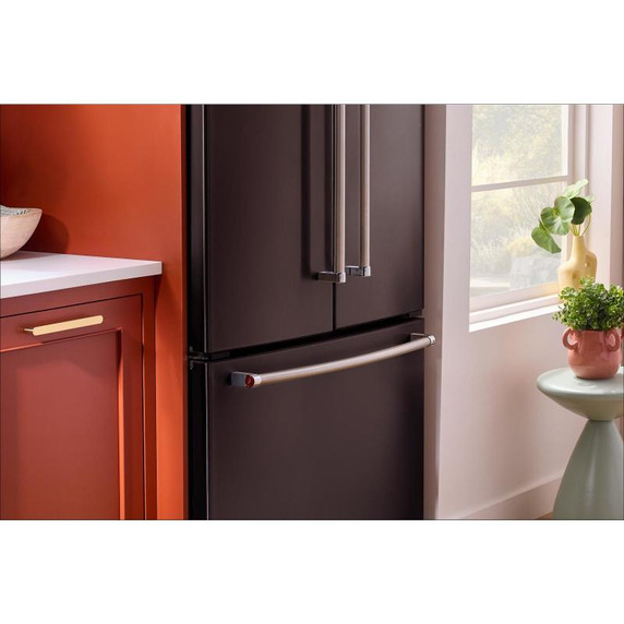 Kitchenaid® Réfrigérateur à portes françaises à profondeur de comptoir et distributeur intérieur 20 pi cu, 26 po KRFC136RBS