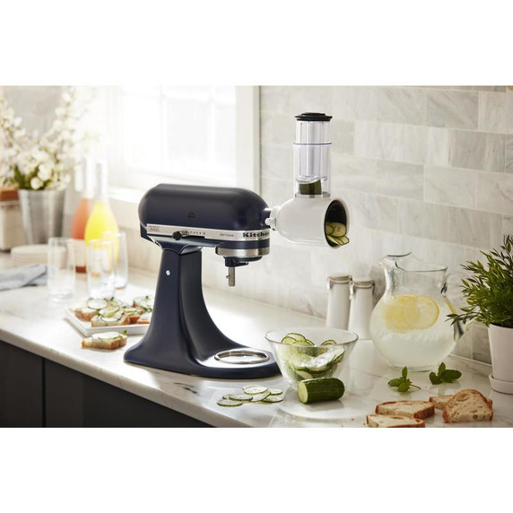 Kitchenaid® Bloc râpeur/éminceur pour aliments frais KSMVSA Kitchenaid® Bloc râpeur/éminceur pour aliments frais KSMVSA