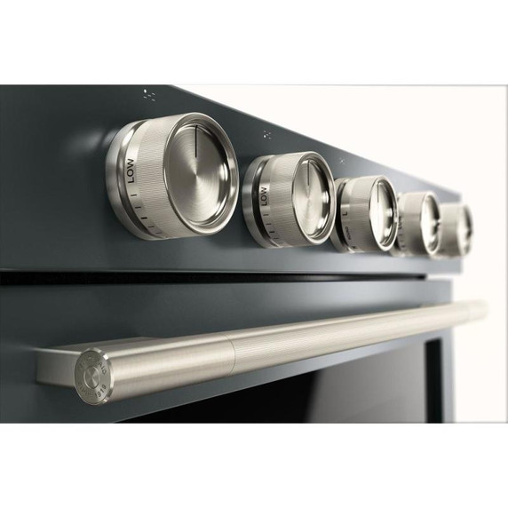 Kitchenaid® Cuisinière au gaz coulissante intelligente avec modes de cuisson à convection et brûleur 2 en 1 - 5 pi cu KSGS530SJP