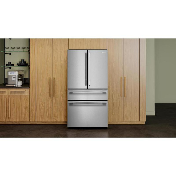 Kitchenaid® Réfrigérateur à portes françaises avec distributeur d’eau et de glaçons intérieur et tiroir réfrigéré pleine largeur FreshChill™ - 30 pi cu KRMF336SPS