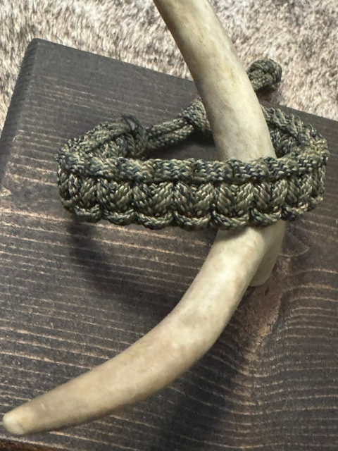 Jungle Camo Paracord Adjustable Bracelet