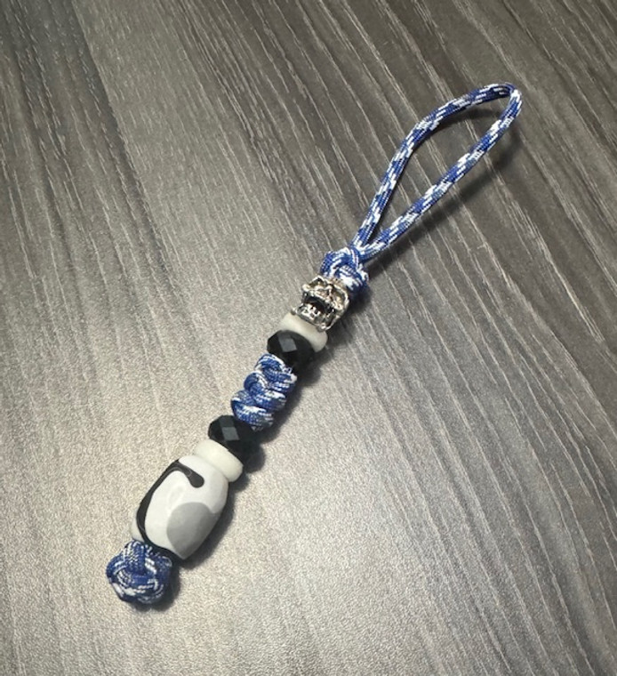 Marbled Camo Acrylic Bead Knife Lanyard with Blue Glow Rings, Silver Finished Skull, and Blue Storm Paracord
