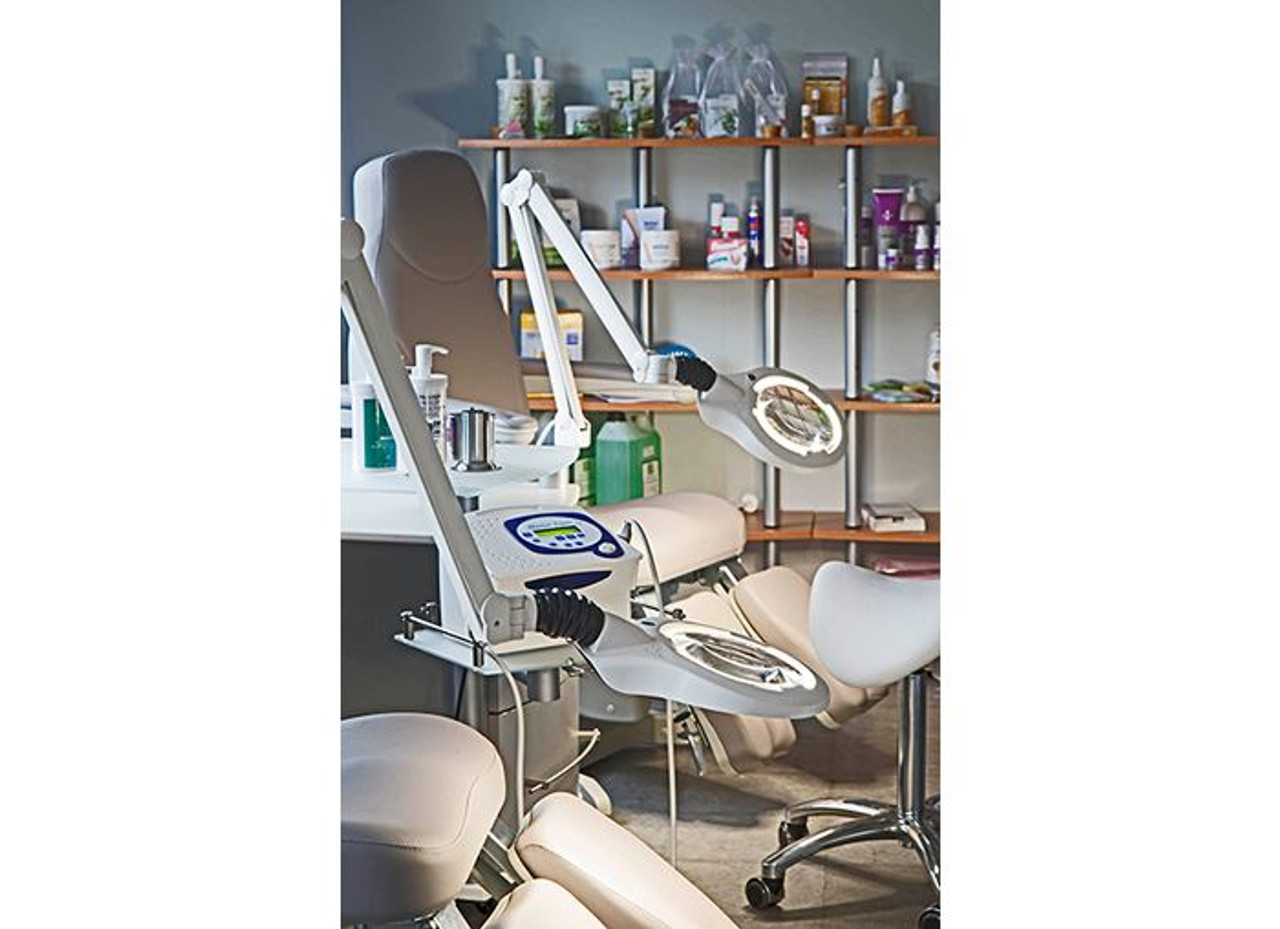 Luxo Circus LED Magnifier