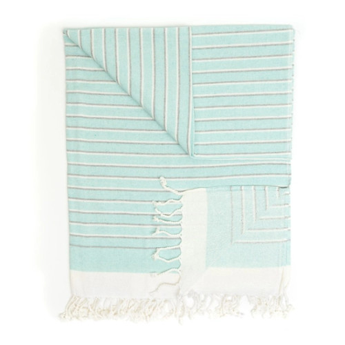 These thin towels are super soft, healthy and have multipurpose usages. Besides beaches and baths, they are great picnic companions to use as blankets, swaddles for your loved one and a great rag for under the pets. Coming in different sizes and colors there is always one that fits everyones personality to show who you are. Also, being so thin makes it very easy to carry around, keep it in the car or a backpack.

Features
Traditional woven style
Ultra soft
Multi purpose towel
Take up less space
Reversible: Yes