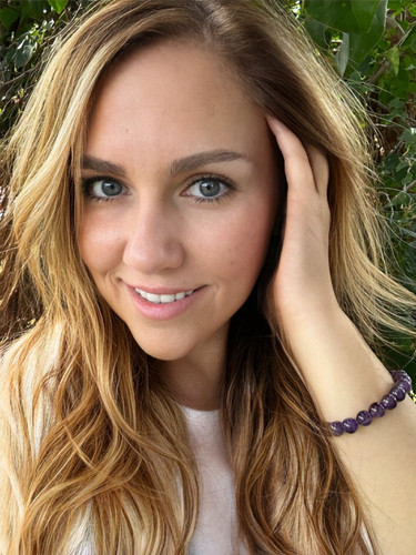 Amethyst Gemstone Beaded Stretch Bracelet – 8mm
Make a stylish addition to your collection with this 8mm gemstone Amethyst Beads Energy Stretchable Bracelet. This striking bracelet is composed of 8mm amethyst beads on an adjustable elastic cord. It has been infused with a calming, uplifting energy that can be felt when worn. Ideal for balancing emotional states and harmonizing energies, it is a powerful tool for connecting to a higher spiritual being. Add this stunning bracelet to your wardrobe to take advantage of its natural healing powers and enjoy a heightened level of spiritual and emotional balance.

The purple color to reddish-purple hues of amethyst has long been a symbol of peace, cleansing, and calming energy. The crystals represent purification and connection to spiritual and divine beings. The meaning of amethyst is attached to serenity, understanding, trust, and grace.