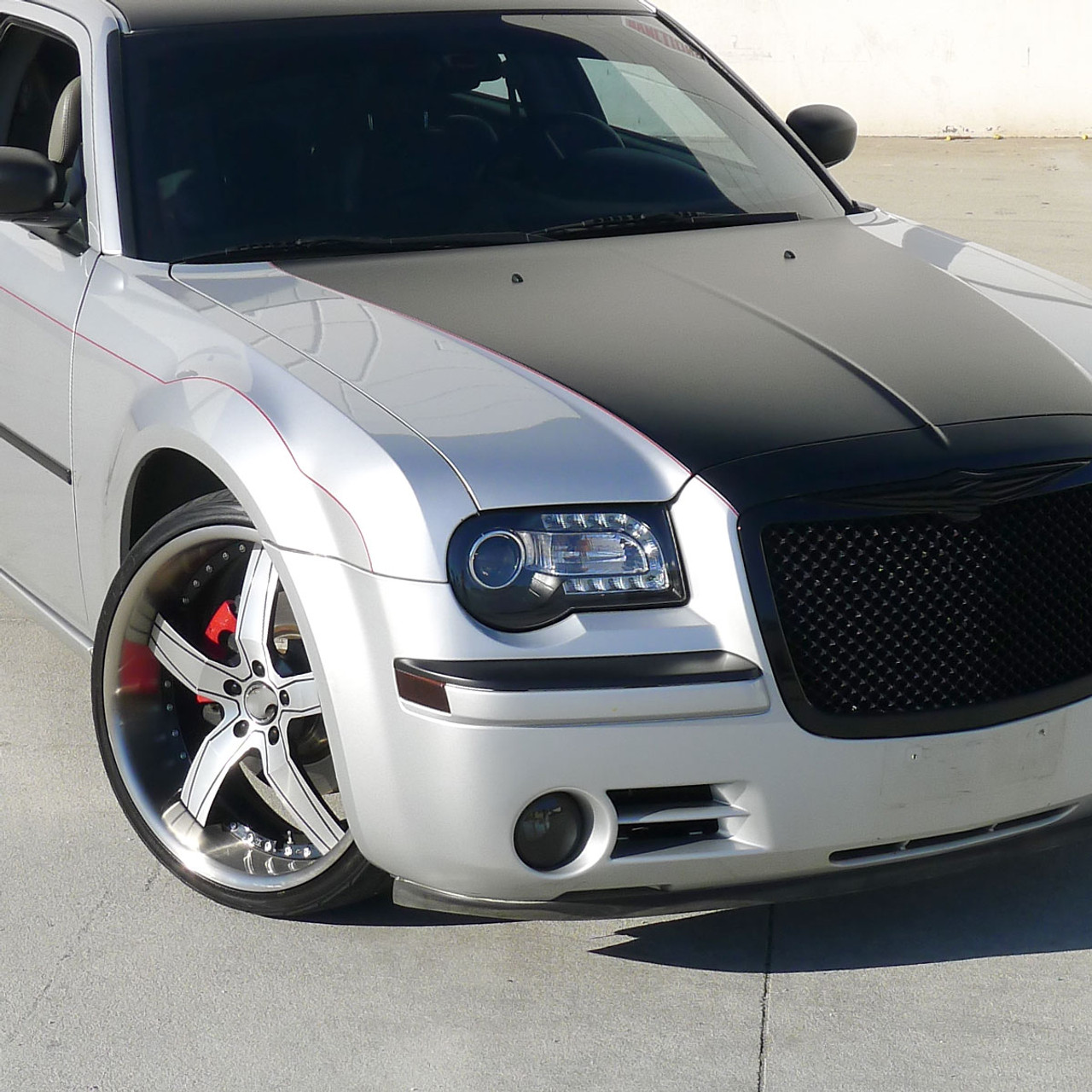 2005-2010 Chrysler 300 Projector Headlights w/ LED Light Strip