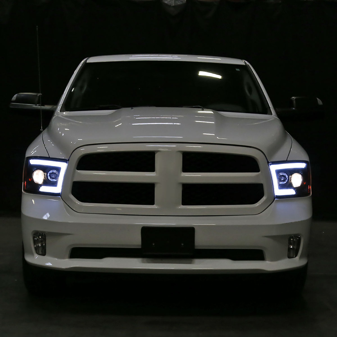 2009-2018 Dodge RAM 1500 / 2019-2021 RAM Classic/ 2010-2018 RAM