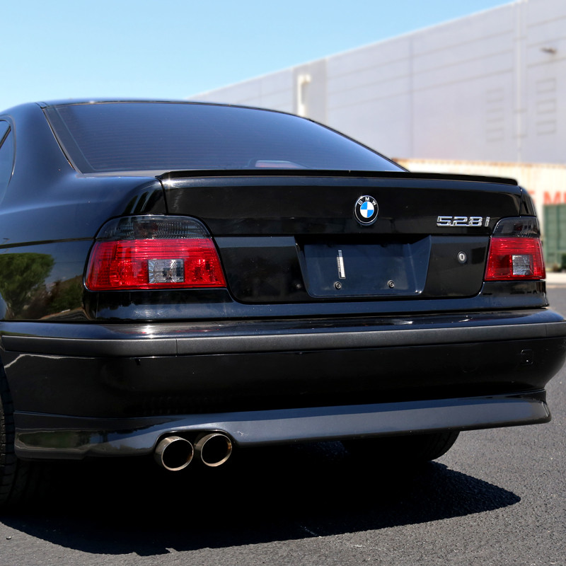 1997-2000 BMW E39 5 Series Tail Lights (Chrome Housing/Red Smoked