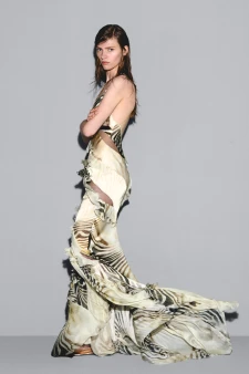 Roberto Cavalli Resort 2027 Look 12