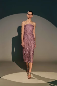 Naeem Khan Pre-Fall 2026 Look 14