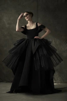 Christian Siriano Pre-Fall 2026 Look 4