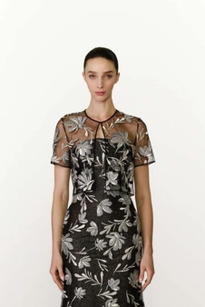 Naeem Khan Resort 2027 Look 13