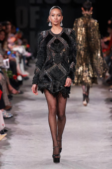 Naeem Khan Fall 2023 Ready To Wear Look 16