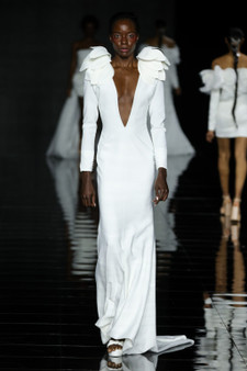 Yolan Cris Bridal Spring 2024 Look 4