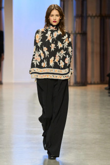 Leonard of Paris Fall 2024 Look 28
